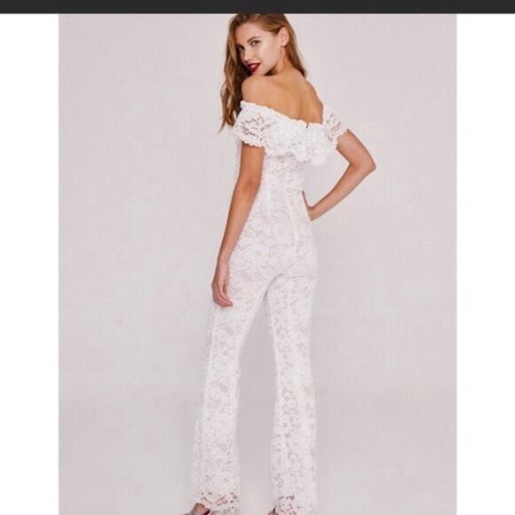 Stone Cold Fox plumeria off the shoulder white lace jumpsuit Size 1 - Picture 2 of 8
